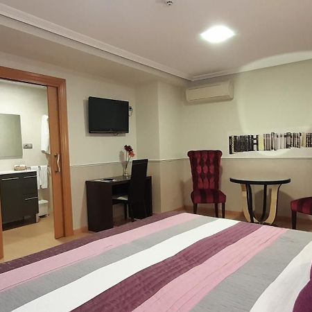 Hostal El Lechuguero カスカンテ エクステリア 写真