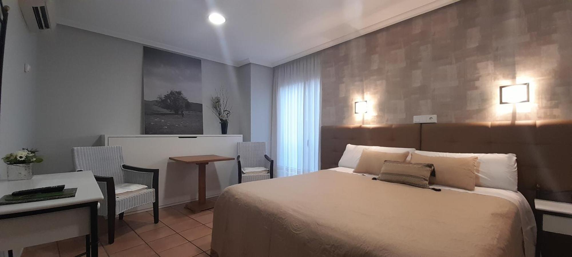 Hostal El Lechuguero カスカンテ エクステリア 写真