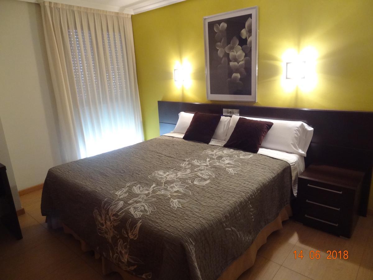 Hostal El Lechuguero カスカンテ エクステリア 写真