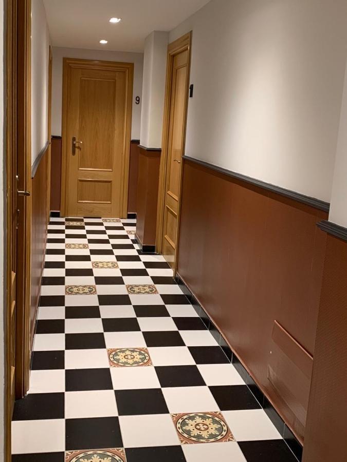Hostal El Lechuguero カスカンテ エクステリア 写真