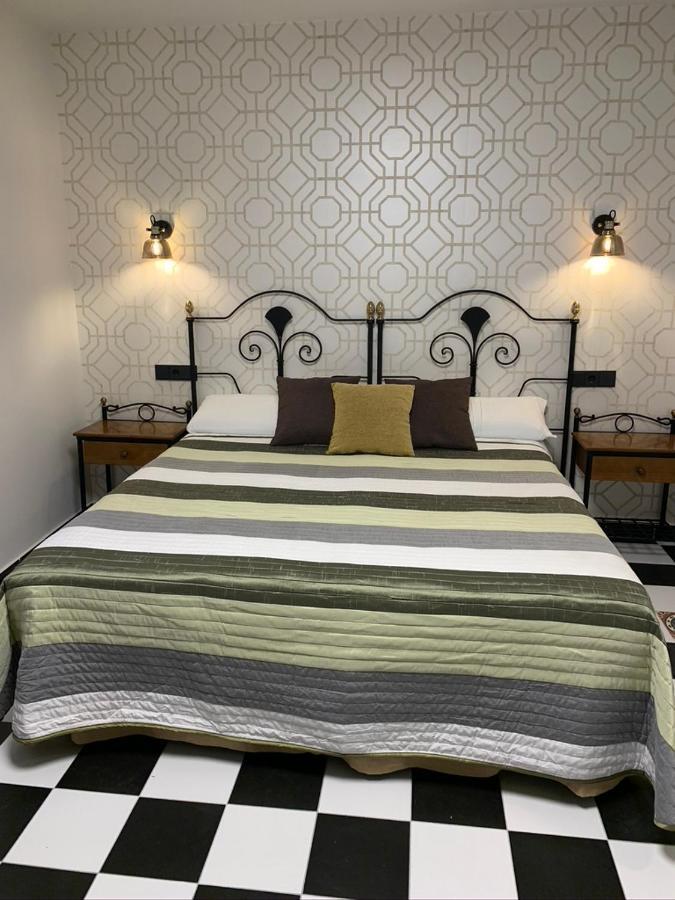 Hostal El Lechuguero カスカンテ エクステリア 写真